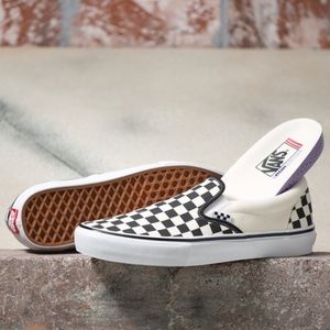 Classic Checkerboard Vans 8.5 in women’s NWT